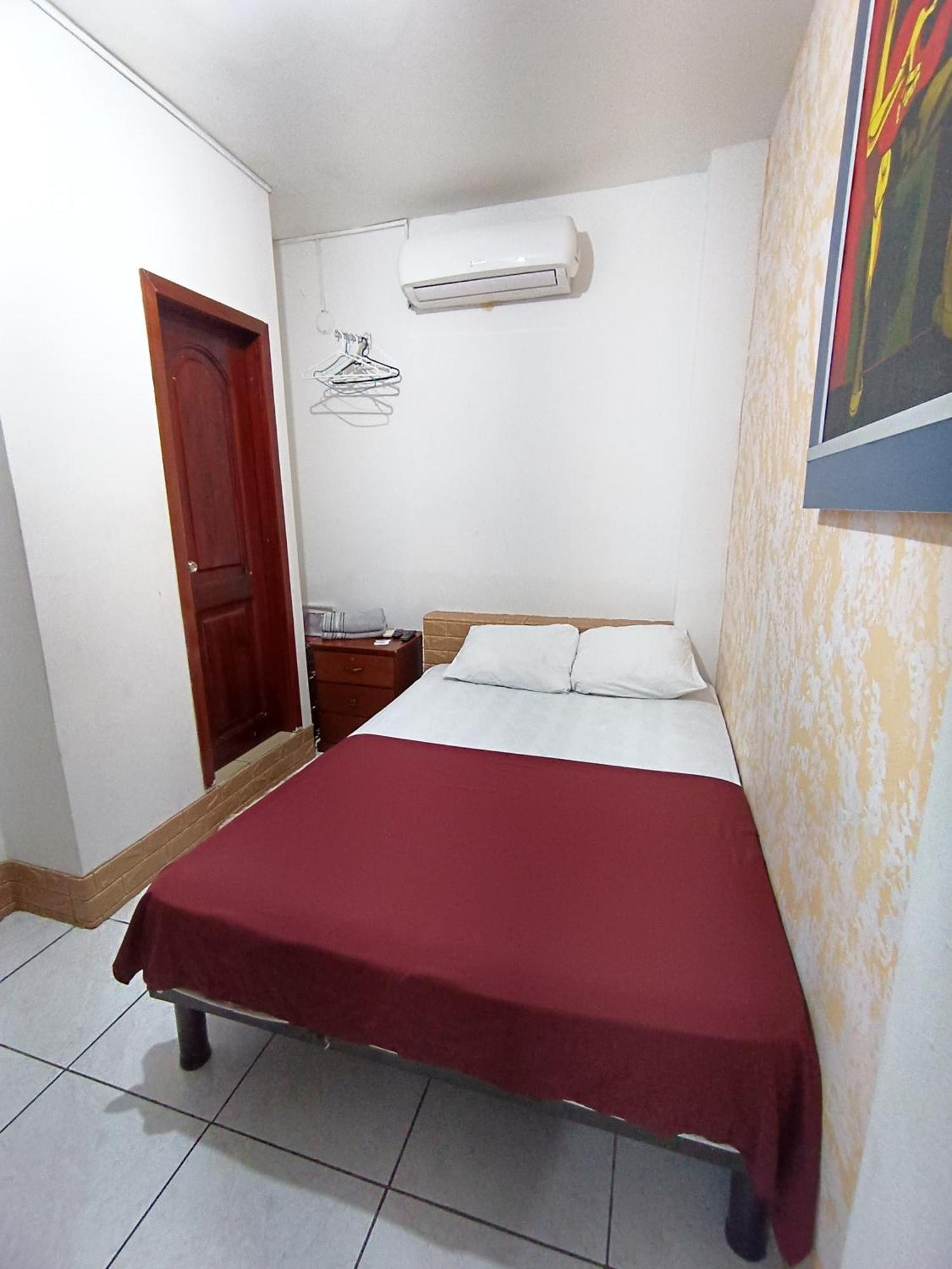 Hostal Venecia -Tu Casa En Manta. Zimmer foto